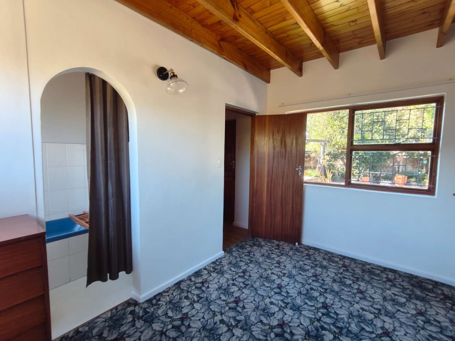 To Let 2 Bedroom Property for Rent in Mossel Bay Central Western Cape